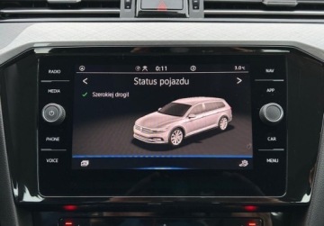 Volkswagen Passat B8 Variant Facelifting 1.5 TSI EVO 150KM 2023 Volkswagen Passat Variant Variant Business Pakiety, ACC, Kamera, GPS, Pod, zdjęcie 32