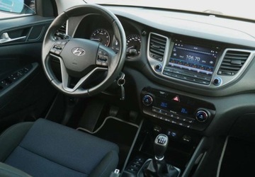 Hyundai Tucson III SUV 1.6 GDI 132KM 2017 Hyundai Tucson Hyundai Tucson 1.6 GDi 2WD Style 1.6 Benzyna 132KM, zdjęcie 24