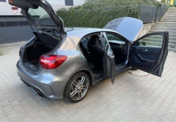 Mercedes Klasa A W176 Hatchback 5d Facelifting 180 122KM 2016 Mercedes-Benz Klasa A Mercedes-Benz Klasa A 180 7G-DCT AMG Line 1.6 Benzyna, zdjęcie 17