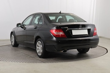 Mercedes Klasa C W204 Limuzyna 1.8 200 CGI BlueEFFICIENCY 184KM 2012 Mercedes C C 200, Salon Polska, Serwis ASO, zdjęcie 3