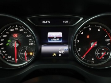 Mercedes CLA C118/X118 2019 Mercedes CLA 180 automat full LED skóra/alcantara, zdjęcie 21