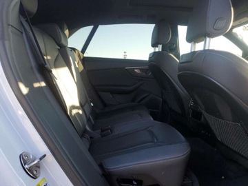 Audi Q8 2021 Audi Q8 Premium Plus S-Line 2021 3.0l 3.0 Benzyna 335KM, zdjęcie 11