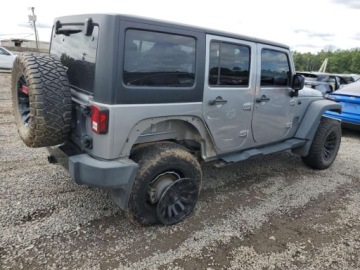 Jeep Wrangler III Unlimited Facelifting 3.6 V6 286KM 2018 Jeep Wrangler Unlimited Sport 2018 3.6 Benzyna 285KM, zdjęcie 3