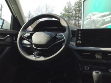 Skoda Kamiq Crossover Facelifting 1.0 TSI 95KM 2026 Od ręki - Drive 1.0 TSI 95KM, zdjęcie 6