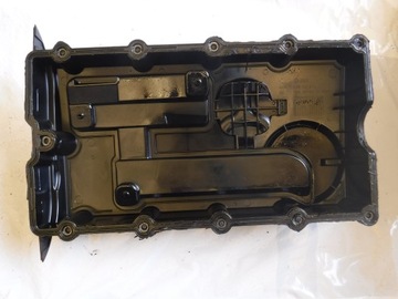 КЛАПАННАЯ КРЫШКА 03G103475 VW PASSAT B6 2.0 TDI