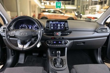 Hyundai i30 III Hatchback Facelifting 1.0 T-GDI 120KM 2022 Hyundai i30 1.0 T-GDI Smart DCT Benzyna 120KM, zdjęcie 4