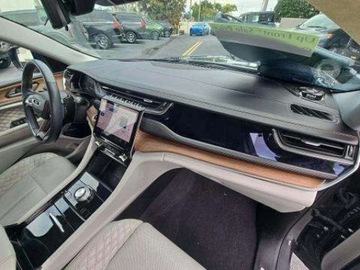 Jeep Grand Cherokee IV 2022 Jeep Grand Cherokee Summit 2022 3.6 Benzyna 293KM, zdjęcie 15