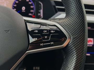 Volkswagen Arteon Fastback Facelifting 2.0 TSI 190KM 2022 Volkswagen Arteon 2.0TSI 190KM R-Line DSG SerwisASO Kessy Acc Led Navi Hak, zdjęcie 18