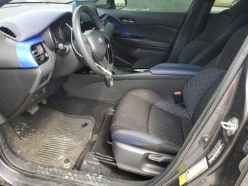 Toyota C-HR I 2021 Toyota C-HR 2021 TOYOTA C-HR XLE 2.0 Benzyna 144KM, zdjęcie 7