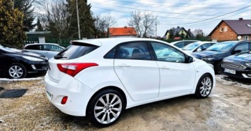 Hyundai i30 II Wagon 1.6 GDI 135KM 2014 Hyundai i30 BENZYNA 5 DRZWI KLIMA niski przebieg super okazja 1.6, zdjęcie 13