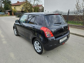 Suzuki Swift IV Hatchback 5d 1.3 92KM 2010 Suzuki Swift Opłacony Zdrowy Zadbany Serwisowany, zdjęcie 5