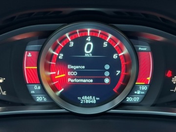 Volvo V40 II Hatchback 1.6 T2 120KM 2013 Volvo V40 1.6 benzyna Xenony Podgrzewane fotele, zdjęcie 18