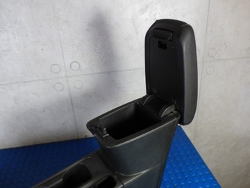 Подлокотник центрального туннеля EUROPA 13412338 OPEL ASTRA K V