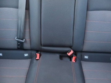 Toyota Avensis III Wagon Facelifting 2015 1.6 D-4D 112KM 2015 Toyota Avensis 1.6 D-4D, Salon Polska, VAT 23%, zdjęcie 9