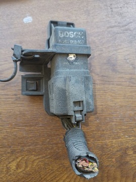 VOLVO PRZEKAŹNIK ŚWIEC ŻAROWYCH 0 291 003 037