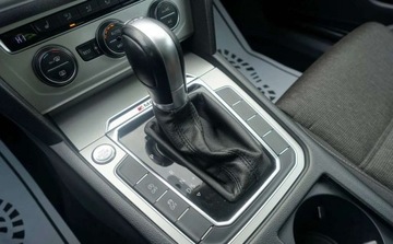 Volkswagen Passat B8 Variant 2.0 TDI 190KM 2015 Volkswagen Passat 2.0TDI 190KM 4Motion 4x4 DSG Wymieniony rozrzad K.Serwis, zdjęcie 23