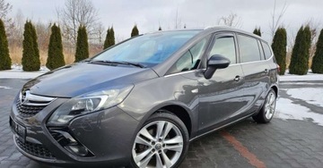 Opel Zafira C Tourer 1.4 Turbo ECOTEC 140KM 2013 Opel Zafira 1.4B 140Ps Klimatronik Navi Parktronik Alu17 Kamera 7 foteli Z, zdjęcie 24