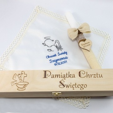 Крещальный халат и свеча в шкатулке, набор для вышивания