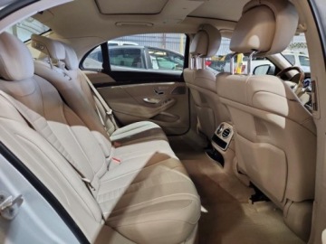Mercedes Klasa S W222 2017 Mercedes-Benz Klasa S 550 4matic 2017 4.7 Benzyna 449KM, zdjęcie 10