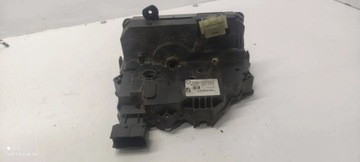 K880 Opel Astra H 1B258271EE Zamek drzwi