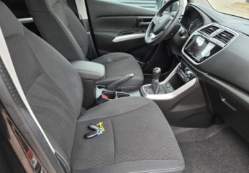 Suzuki SX4 II S-cross Facelifting 1.0 BOOSTERJET 110KM 2017 Suzuki SX4 S-Cross Swiezo sprowadzony Zarejestrowany Pelny serwis Suzuki., zdjęcie 35