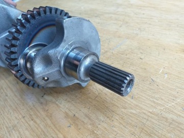 КОЛЕНВАЛ УСЗК SUZUKI GSX R 600 K1 K2 K3