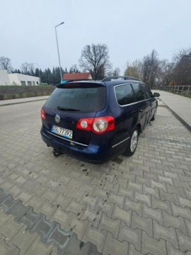 Volkswagen Passat B6 Variant 1.9 TDI PDE 105KM 2006 Volkswagen Passat Klimatyzacja - 1.9 TDI - 105KM, zdjęcie 2