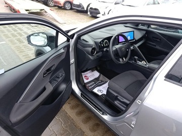 Toyota C-HR II SUV 1.8 Hybrid 140KM 2024 Toyota C-HR 1.8 Hybrid Style Toyota C-HR NG 1.8 HS, zdjęcie 19