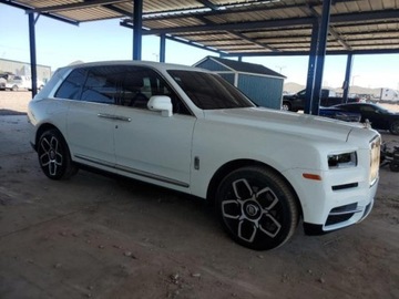 Rolls-Royce 2022 Rolls-Royce Cullinan 2022 ROLLS-ROYCE CULLINAN 6.8 Benzyna 563KM, zdjęcie 4