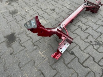 ОКУЛЯР ДЛЯ УСИЛЕНИЯ ПЕРЕДНЕГО РЕМНЯ DISCOVERY SPORT L550