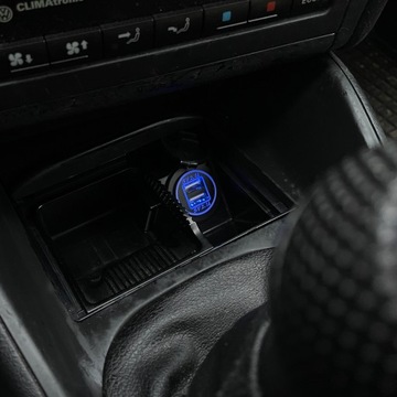 АВТОМОБИЛЬНОЕ ЗАРЯДНОЕ УСТРОЙСТВО 2 X USB В РОЗЕТКЕ ПРИЖИГАЛА 12 В IP66 5 В 4,2 А
