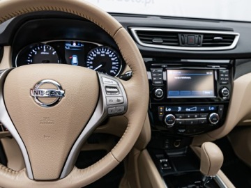 Nissan X-Trail III Terenowy 2.0 dCi 177KM 2016 NISSAN X-Trail 2.0 dCi 4WD Suv 177KM 2016, zdjęcie 17