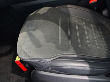 Mercedes GLC C254/X254 Coupe 2.0 220d 197KM 2026 GLC Coupe 220 d 4-Matic AMG Line 2.0 (197KM) 2026, zdjęcie 5