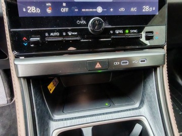 Lexus LBX 1.5 Hybrid 136KM 2025 Od ręki - Elegant 1.5 Hybrid 136KM | Podgrzewane fotele!, zdjęcie 10