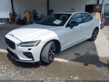 Volvo S60 III 2024 Volvo S60 B5 Core Dark Theme 2024 2.0l 2.0 Benzyna 247KM, zdjęcie 1