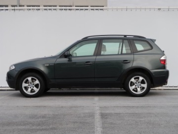 BMW X3 E83 2.0d 150KM 2006 BMW X3 2.0d, 4X4, Xenon, Klima, Klimatronic, zdjęcie 2