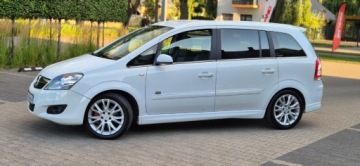 Opel Zafira B 1.9 CDTI ECOTEC 150KM 2010 Opel Zafira B 1.9 cdti 150ps OPC Line 7-os lift Xenon skory Efektowna !, zdjęcie 33