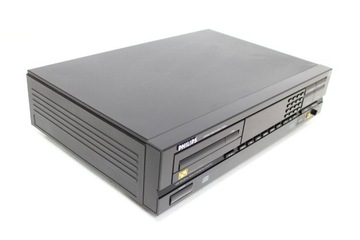 Philips CD-824 BITSTREM Конверсионный проигрыватель компакт-дисков