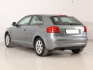 Audi A3 8P Hatchback 3d 1.4 TFSI 125KM 2009 Audi A3 1.4 TFSI, Xenon, Klima, Klimatronic, zdjęcie 3