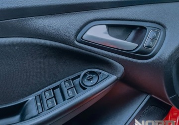 Ford Focus III Sedan Facelifting 1.5 EcoBoost 182KM 2015 Ford Focus Bezwypadkowy, FV23, Nowy rozrzad Sport, 182km,gw.12m gh 1.5, zdjęcie 16
