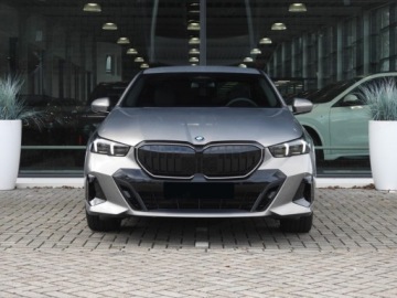 BMW Seria 5 G90-91 2026 BMW Seria 5 530e xDrive Sport Sedan 2.0 (299KM) 2026, zdjęcie 3