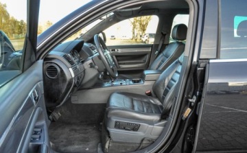 Volkswagen Touareg I 3.0 TDI 225KM 2007 Volkswagen Touareg 3,0TDI 2007 r. Lift Automat 4Motion 3.0 Diesel 224KM, zdjęcie 6