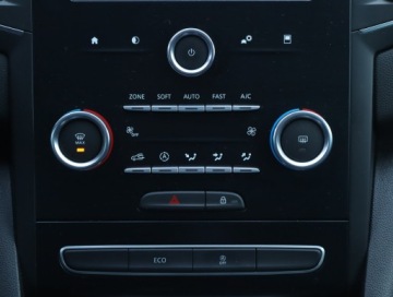 Renault Megane IV Hatchback 5d 1.3 TCe 115 FAP 115KM 2018 Renault Megane 1.3 TCe, Salon Polska, Navi, Klima, zdjęcie 15