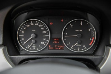 BMW Seria 3 E90-91-92-93 Limuzyna E90 318d 143KM 2007 BMW 320 M47 Rozrząd z przodu ! Szyberdach !, zdjęcie 23