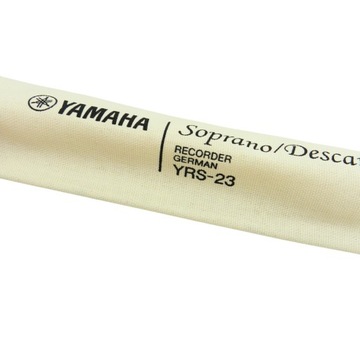 Блок-флейта YAMAHA YRS-23, пластиковое сопрано. Немецкий