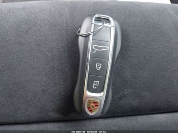 Porsche Panamera II 2023 Porsche Panamera 2023 Porsche Panamera GTS AWD 4.0 Benzyna 473KM, zdjęcie 14