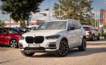 BMW X5 G05 SUV 3.0 40i 333KM 2020 BMW X5 BMW X5 G05 3.0 xDrive 40i 333KM Mild-hybrid 3.0 Benzyna 333KM