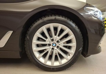 BMW Seria 5 G30-G31 Limuzyna 520d 190KM 2017 BMW Seria 5 520d xDrive 190 KM G30 2017 2.0 Diesel 190KM, zdjęcie 22