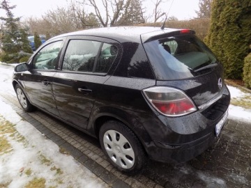 Opel Astra H Hatchback 5d 1.4 TWINPORT ecoFLEX 90KM 2008 OPEL ASTRA H 1,4 ECOTEC 90 KM IDEALNA, zdjęcie 3