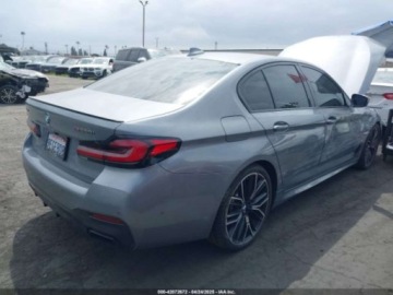 BMW Seria 5 G90-91 2023 BMW Seria 5 M550i xDrive 2023 4.4l 4.4 Benzyna 523KM, zdjęcie 4